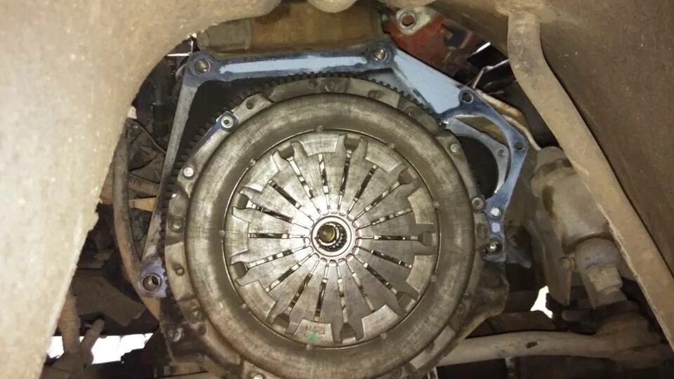 Шеви замена сцепления. Сцепление нива шевроле. сцепление от шеви нива на ниву 2121. выжимной 2121 от шеви. вилка сцепления нива шевроле.