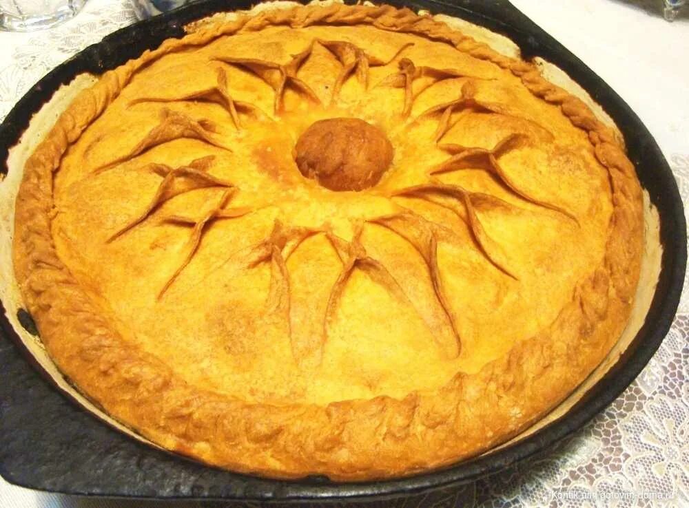 Татарский пирог с мясом рецепт. Татарская кухня зур бэлиш. пирог зур бэлиш. бэлиш башкирский. бэлиш татарский пирог.