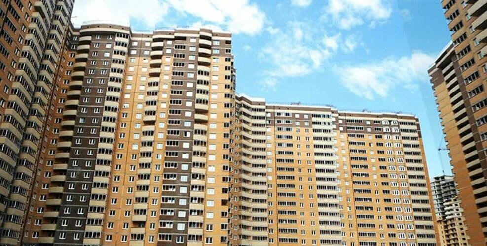 Жк кантемировский отзывы. Жк кантемировский. Соколиный форт жилой комплекс. Цдс кантемировский. Цдс кантемировский.