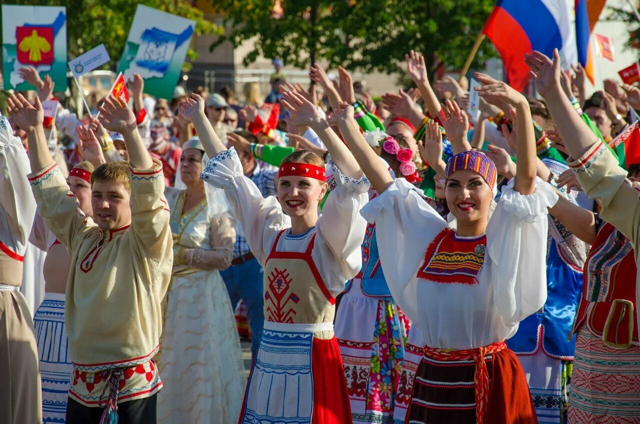 I международного фестиваля финно-угорских народов Саранск. Финно-угорские народы Мордовия. Финноугория группа. Финно угорцы. Финоугорская группа народов