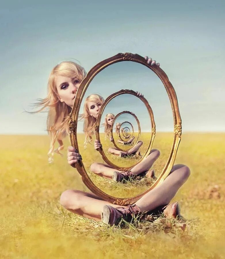 Раскрасить жизнь яркими красками. Мы сами рисуем свою жизнь цитаты. Фразы для вдохновения. Как и ты сам. Человек творец своей жизни.