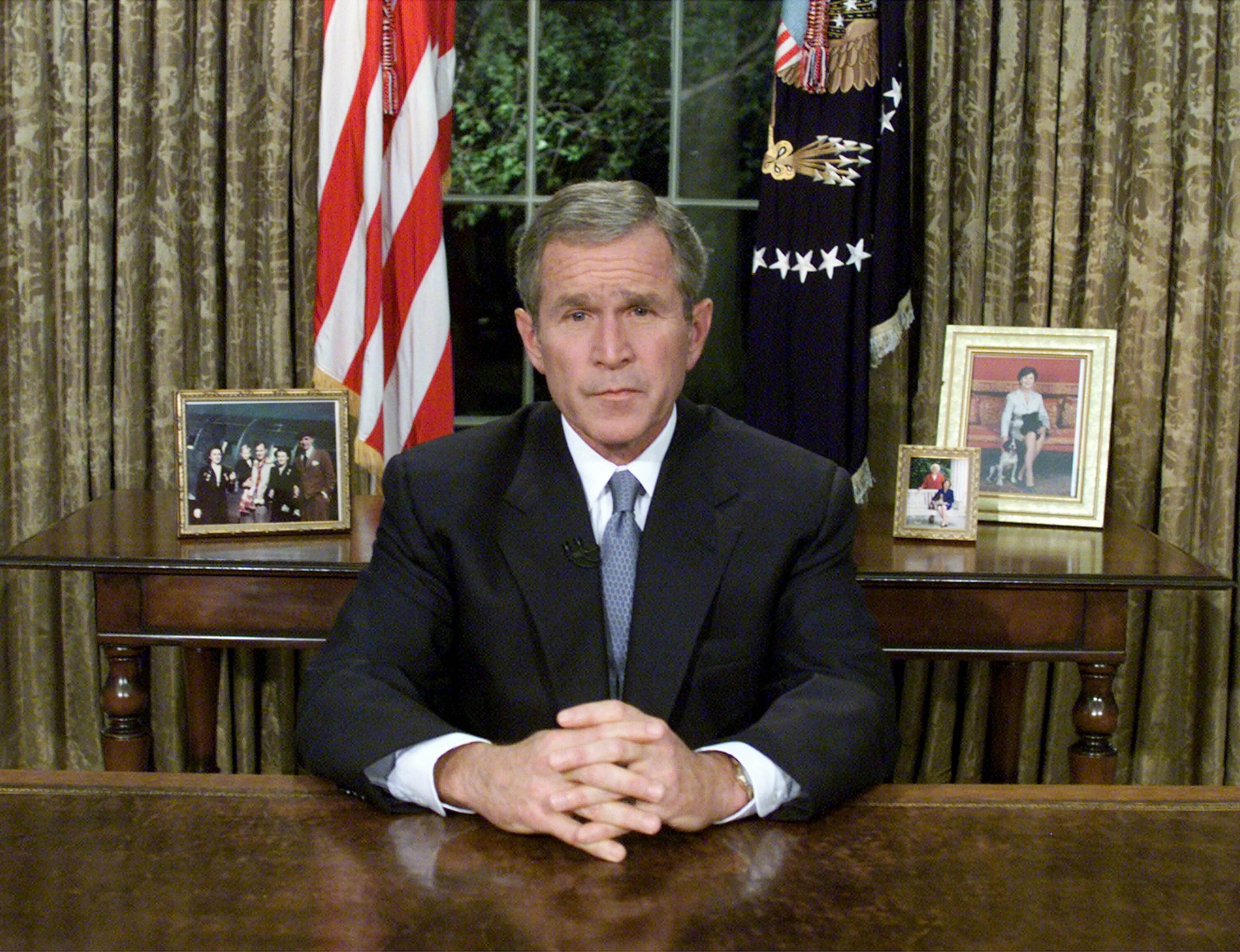 Президентский 11. Джордж Буш младший. George Bush 11 сентября 2001. Джордж Буш-младший 9 11 2001. Джордж Буш младший 11.
