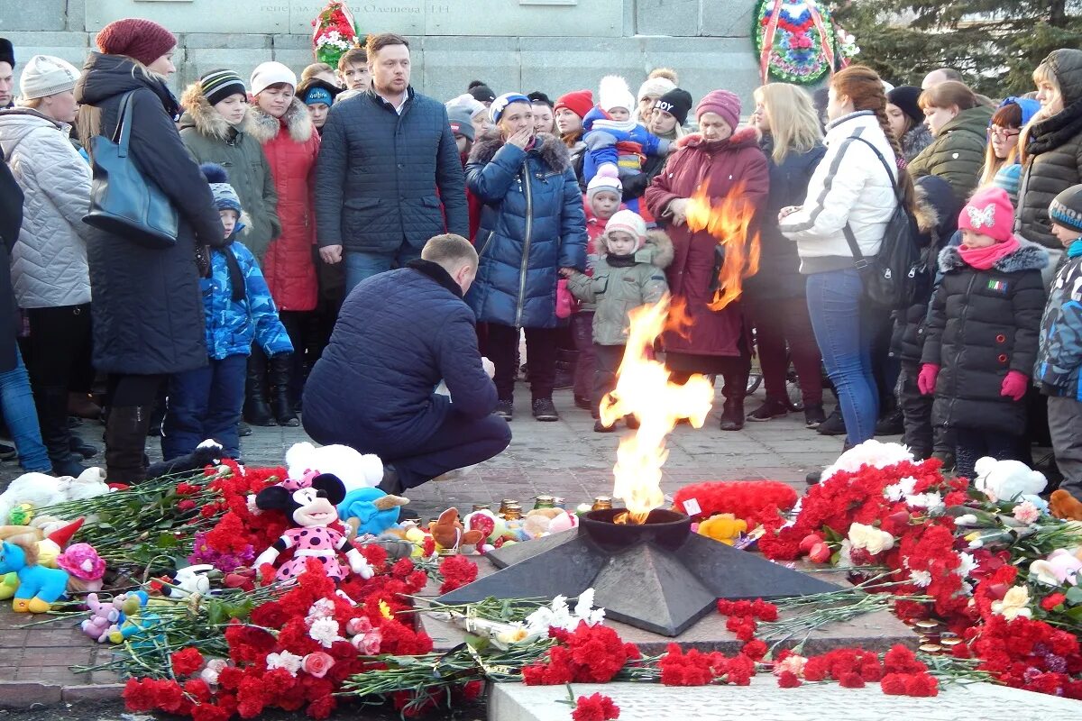 Новости ржева. Вечный огонь Ржев. Акция памяти и скорби Ржев. Ржев новост.