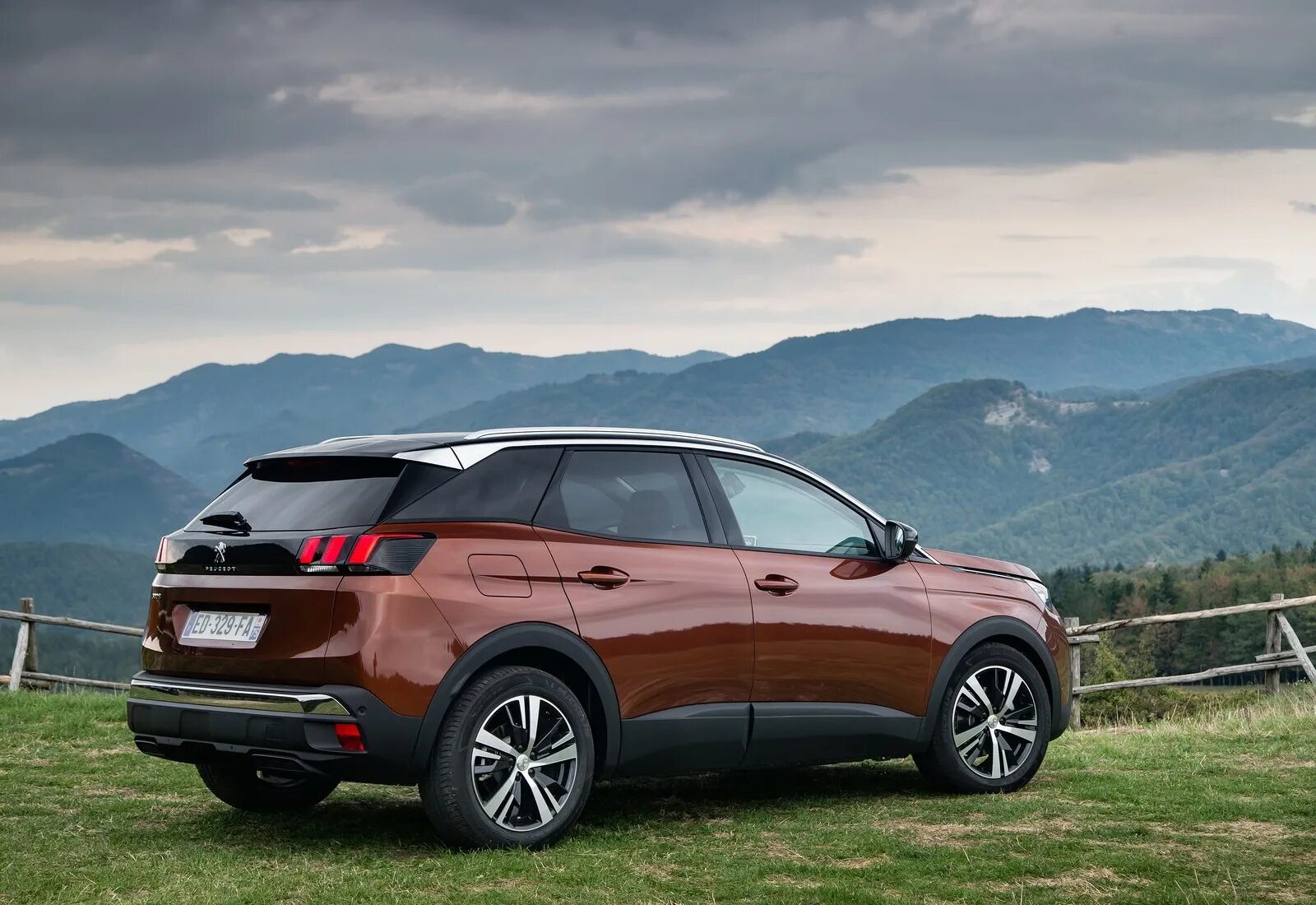 Peugeot 3008. Новый Peugeot 3008. Peugeot 3008 2017. Новый кроссовер Пежо 3008. Пежо 3008 2017 года.