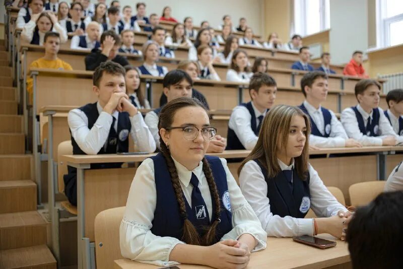 М. Абитуриенты московского университета. Школа юных предпринимателей мгу. Абитуриенты московского университета. Абитуриенты московского университета.