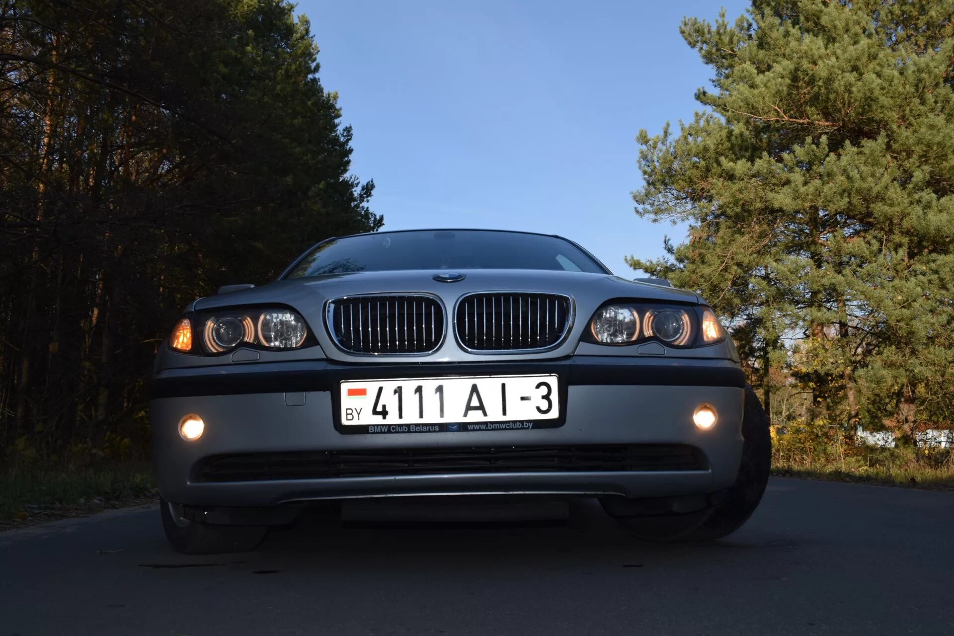 Bmw forum. BMW 3 Series e46 ангельские глазки. Ангельские глазки е60. Выбор BMW. БМВ С номером 600.