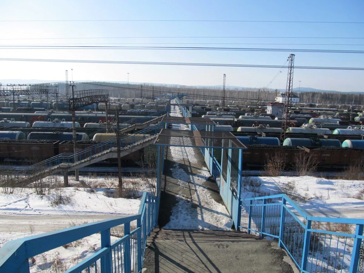 Свердловск сортировочная станция. Взрыв на сортировке свердловск 1988. Дворец культуры железнодорожников вологда. Дк железнодорожников екатеринбург заброшенный. Находится на сортировке.