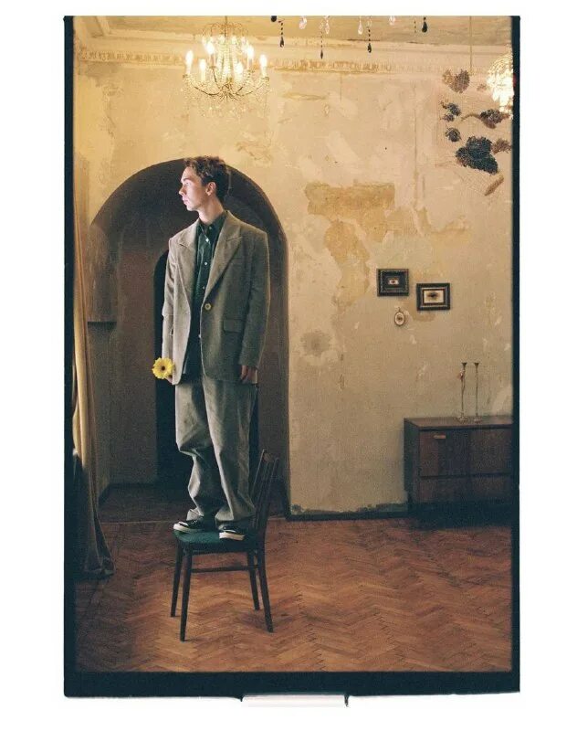 романтики 303 постер. мировосприятие тютчева. едва знакомые люди. едва знакомые люди. любимые глаза.