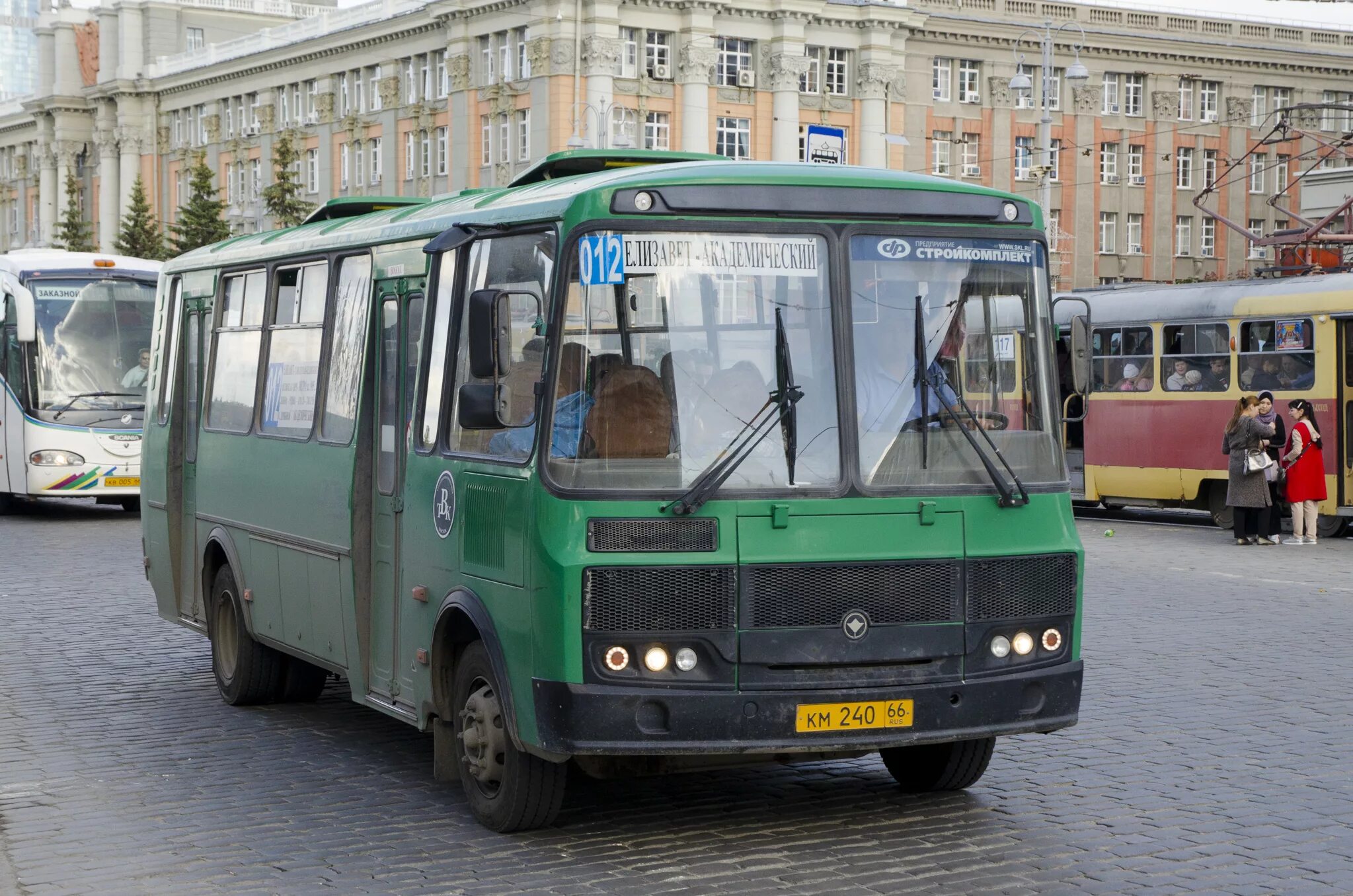 Паз 42 34. ПАЗ 4234 зеленый. ПАЗ 4234 Рестайлинг зеленый. Автобусы ПАЗ 4234 зеленые. ПАЗ 4234 05 зеленый.