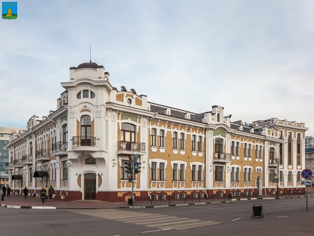 здание бывшей гостиницы. отель централь иркутск 19 век. троицк. здание бывшей гостиницы. гостиница лувр георгиевск.