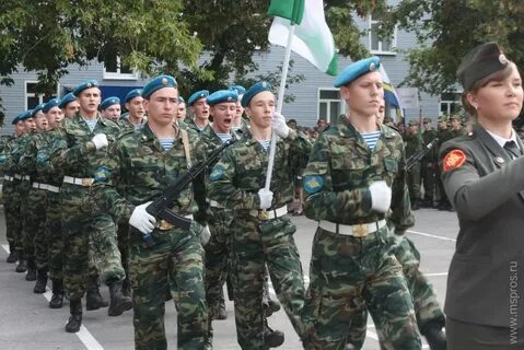 Войска встали