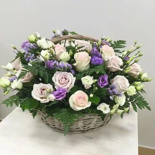 Композиция цветов из роз