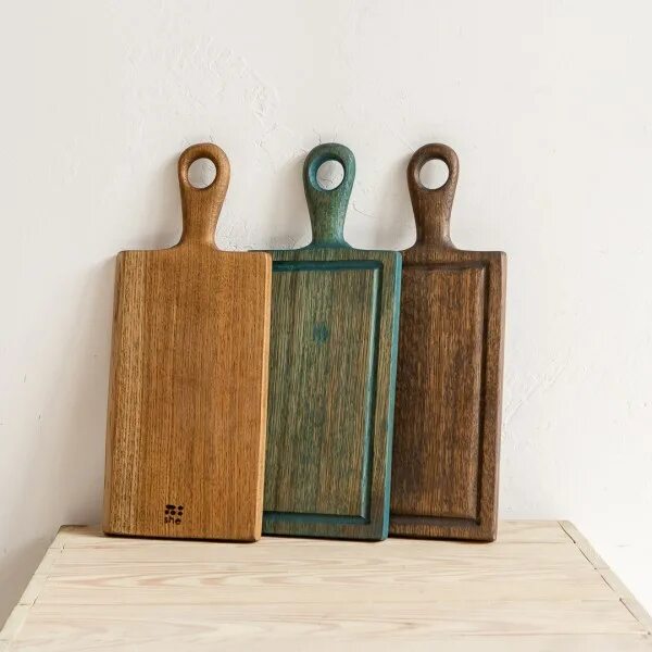 Небольшая дощечка. Дощечка +пластиковая закругленная. Деревянная доска для подачи. Щит мебельный 18х400х1000 мм. Доска небольшая заготовка.