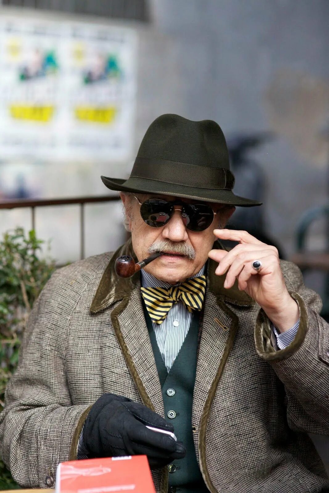 Интеллигентны 1. Интеллигентны 1. Интеллигентны 1. Интеллигент фото. Пожилой мужчина в шляпе.