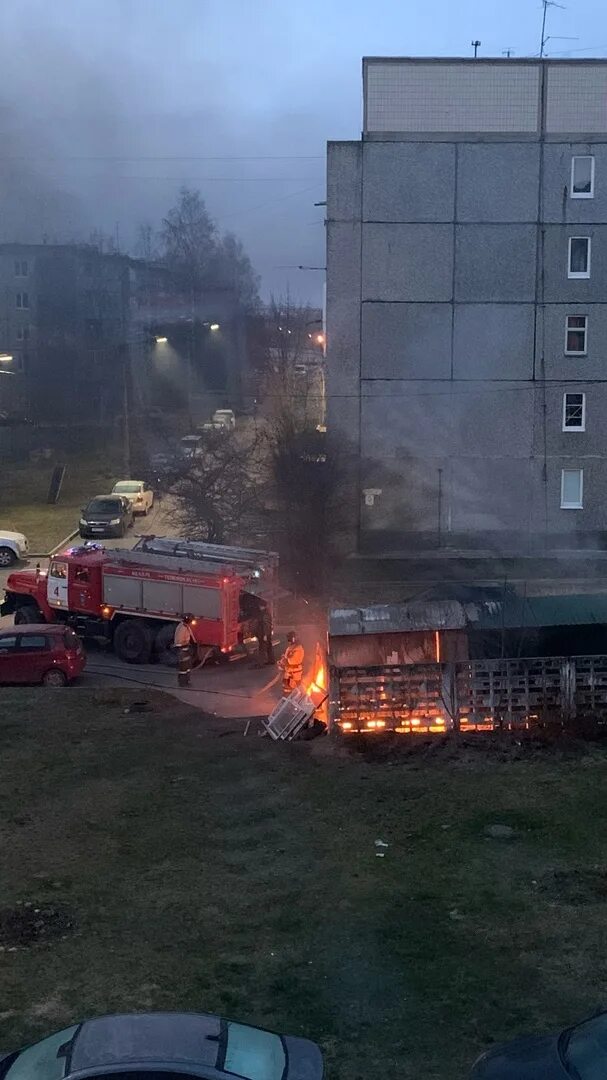 Пожар в Петрозаводске. Ночной Петрозаводск. Тоже сгорела