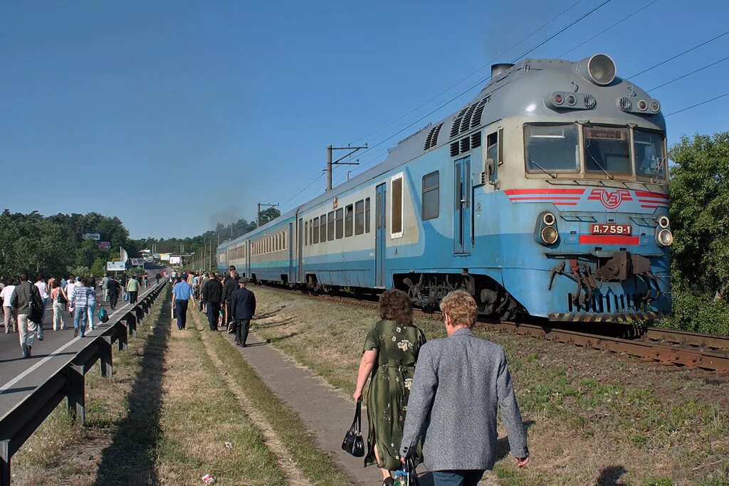 Автобус пенза сосновка расписание. Электричка казань кукмор станции. Проходящие автобусы через. Расписание автобусов красная поляна вятские поляны. Расписание автобусов в павлове.