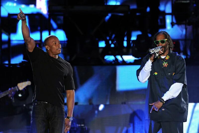 Dr dre snoop. Доктор дре и снуп. dr dre snoop dogg. снуп дог и дре. др дре и снуп дог.