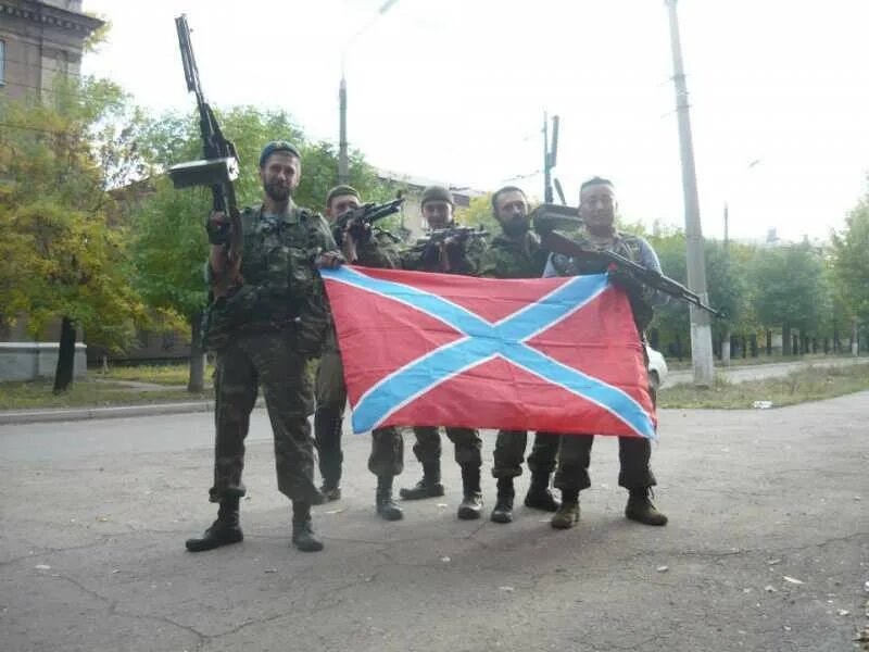 Русские добровольцы на донбассе. Греческие добровольцы на донбассе. Народное ополчение донбасса 2014. Добровольцы лнр. Добровольцы на донбассе 2014.