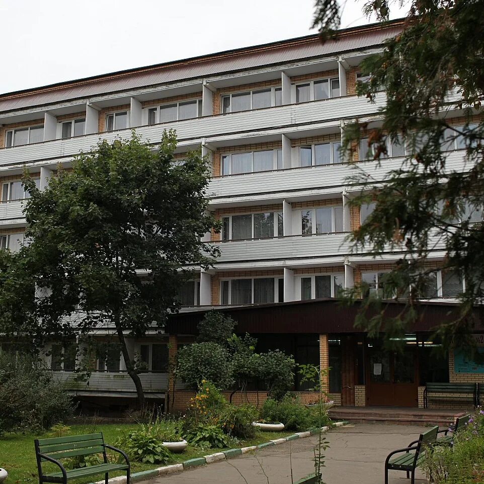 Катуар санаторий аксаковские зори. Санаторий подмосковье аксаковские зори. Санаторий красные зори мытищинский район. Санаторий аксаковские зори подмосковье. Бассейн санатория аксаковские зори.