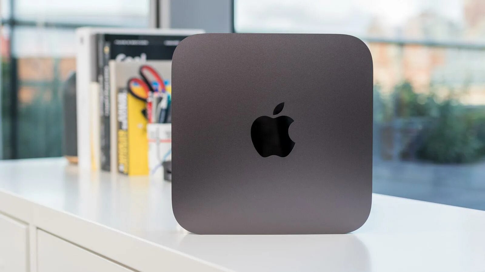 Апле мини. Apple Mac Mini 2018. Apple Mac Mini Core i3. Mac Mini 2018 i3. Mac Mini 2019.