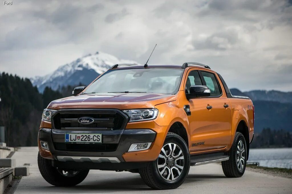 Форд рейнджер 2012 single cab. Форд рейнджер 2. Ford ranger raptor 2021. Ford ranger 2013 2. Рейнджер драйв.