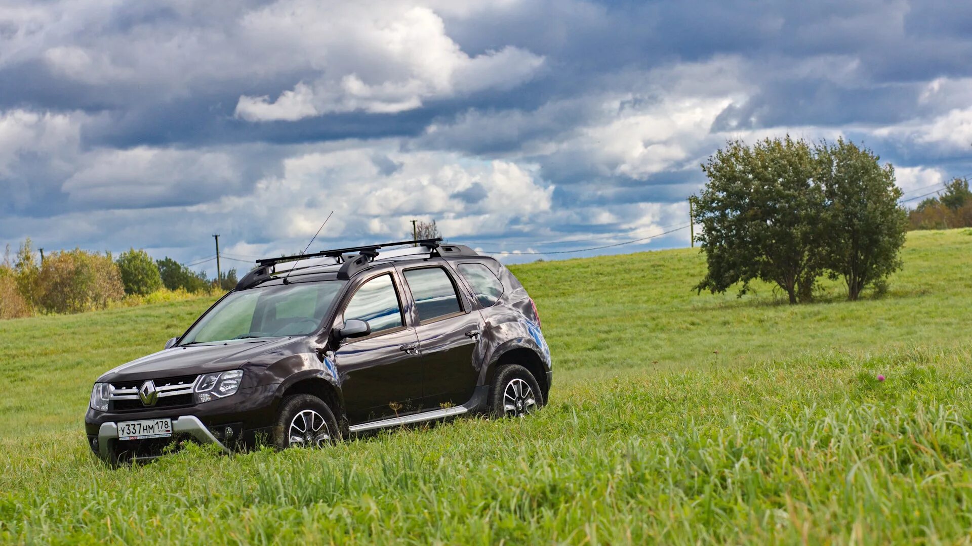 Тест драйв дастера. Тест драйв Рено Дастер. Renault Duster автомат. Duster Renault 2021 TCE 150 "радиатор". Renault Duster дорожная служба.