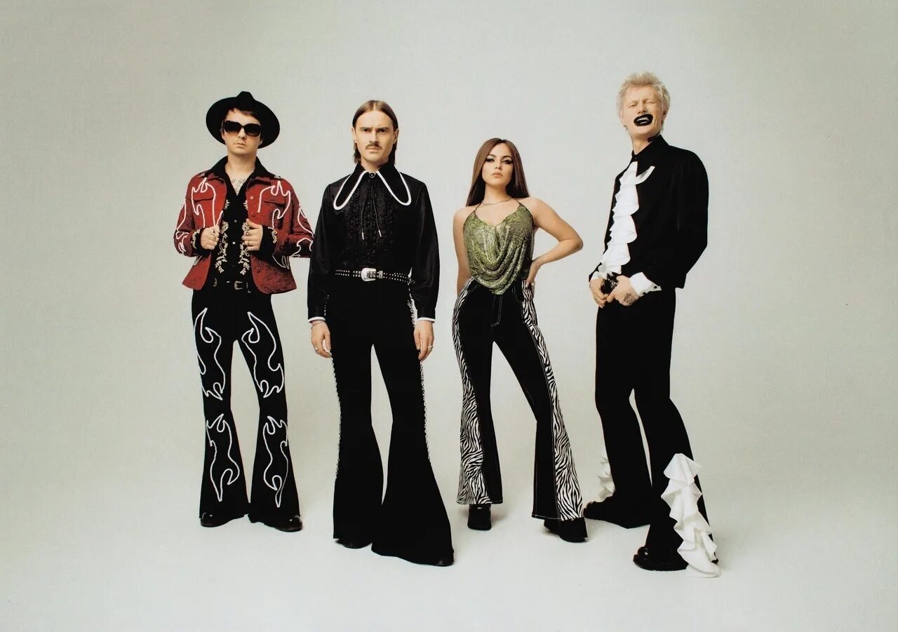 Группа little big. Группа little big. Летти биг группа. Little big русификатор. Little big русификатор.