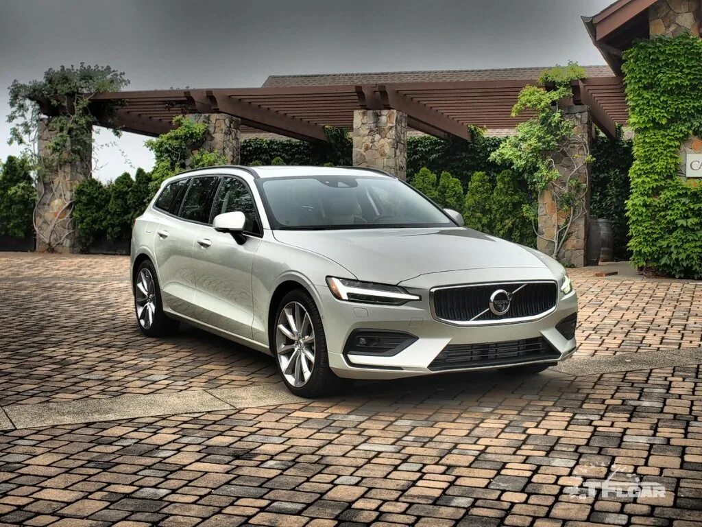 Вольво фото. Volvo v60 2019. Вольво v60 седан. Volvo v60 2023. Volvo v60 1.