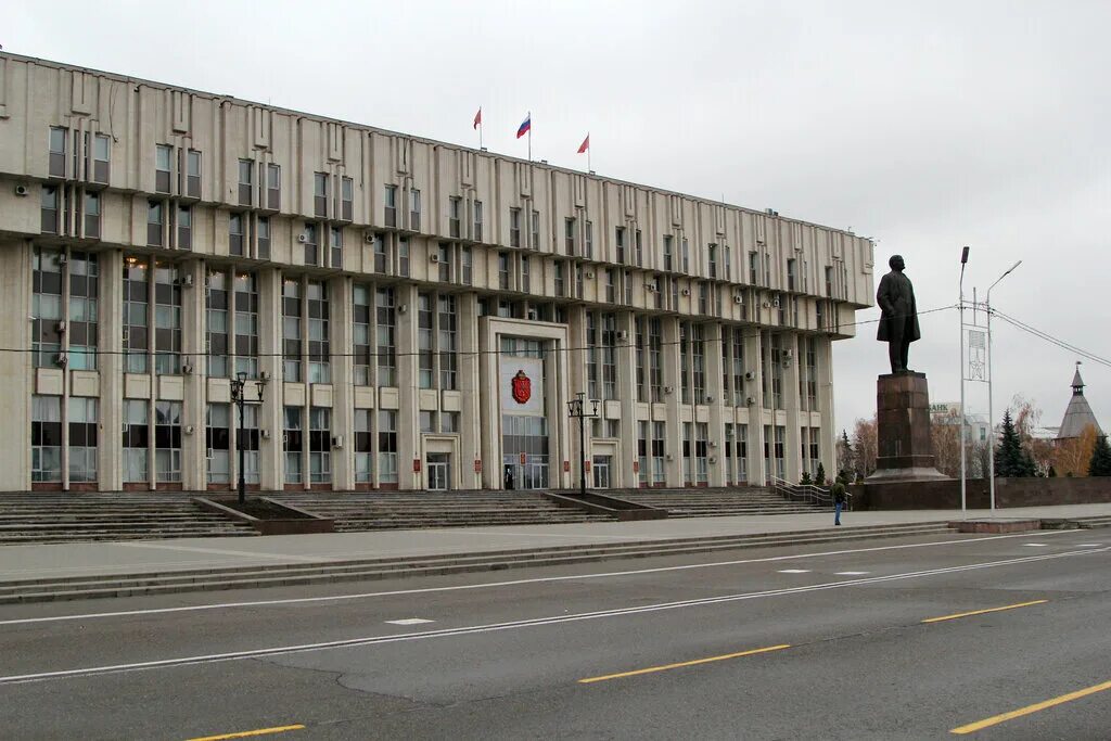 тула здание правительства. здание правительства тульской области. здание правительства тульской области. белый дом тула. площадь белый дом тула.