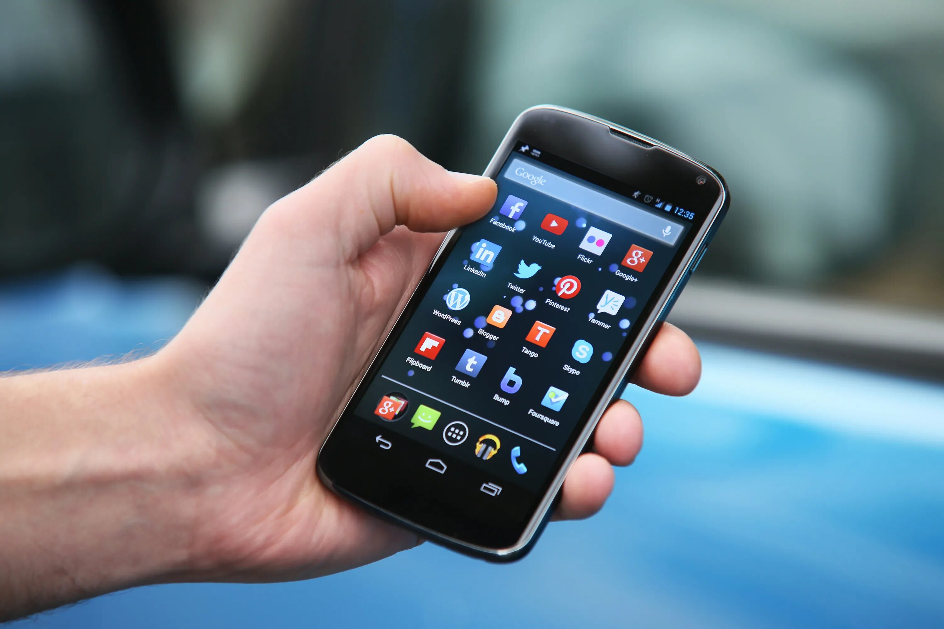 Apple is Letting You Trade in Your Old Android, BlackBerry or Windows Phone for 