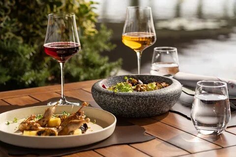 Wine kitchen