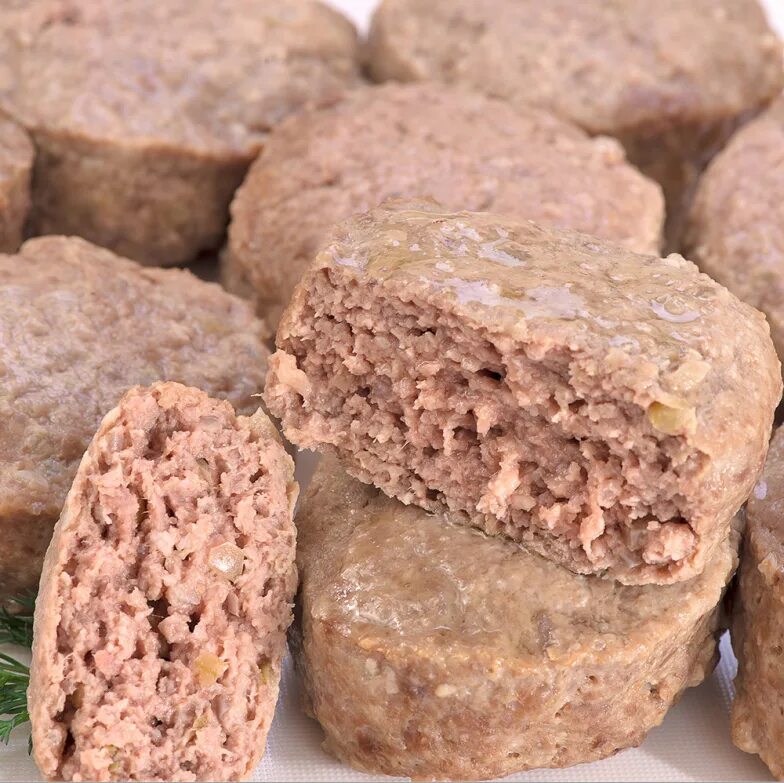 Котлеты. Диетические котлеты из говяжьего фарша. Котлеты из фарша говядины. Кнели паровые. Тефтели.