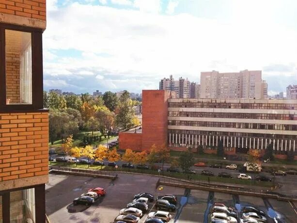Учительская улица санкт-петербург. Учительская, д. Атолл на учительской бизнес центр. Учительская, д. Учительская д.