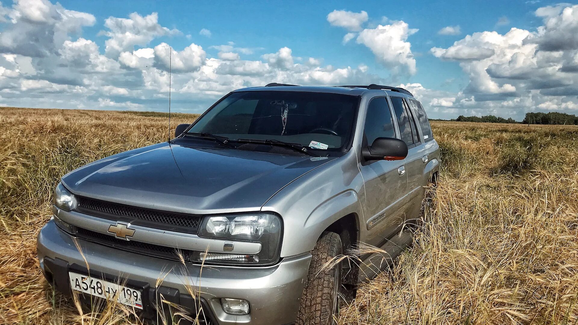 Шевроле трейлблейзер поколения. Chevrolet trailblazer 1. Шевроле Трейлблейзер 2003. Chevrolet trailblazer 1 поколения Рестайлинг. Chevrolet trailblazer 2008 бездорожье.