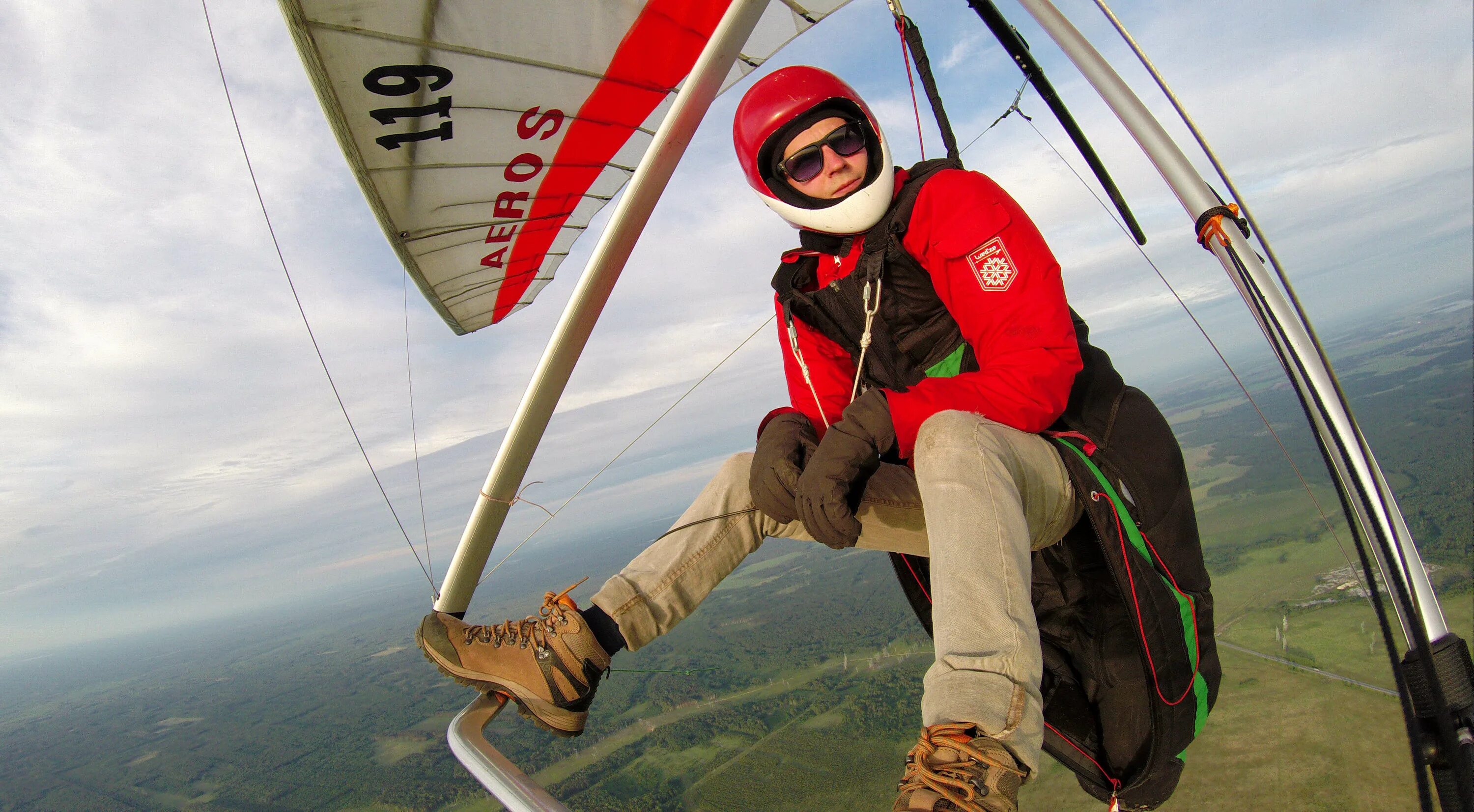 дельтаплан дагестан. ургант дельтаплан. дельтаплан над ревдой. дельтаплан 1948. мой дельтаплан дюжев.