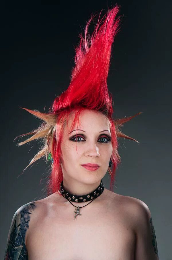 Субкультура 2000 нефоры. Эмма субкультура. Эшли пирс неформалка. Токсис я как нефор. Неформалы.