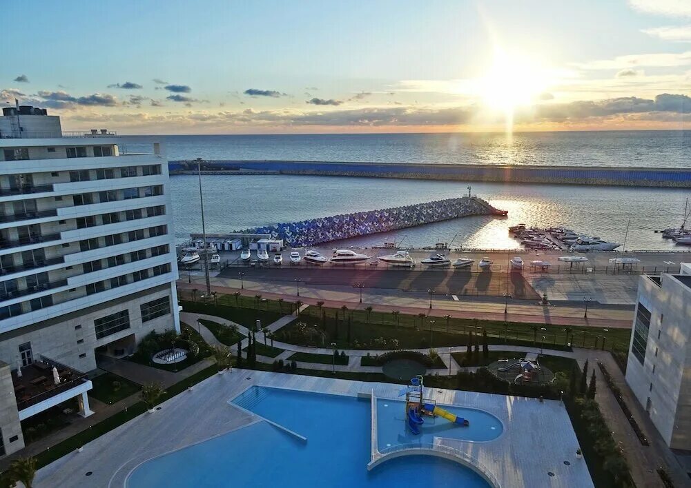 В сочи открылись отели. Отель radisson blu сочи. отель рэдиссон конгресс сочи. рэдиссон блю адлер голубая 1а. рэдиссон сириус адлер.