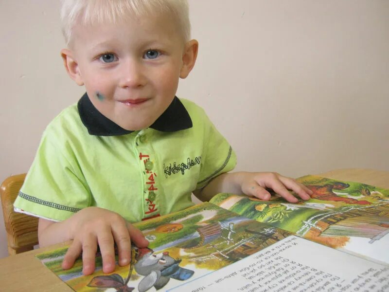 Центр семья борки тюменский район. Детский дом тюмень малюток. Детский дом тюмень малюток. Детский дом ребенка тюмень. Детдом тюмень.