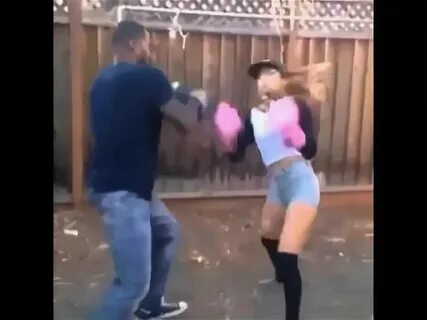 Видео битых девушек