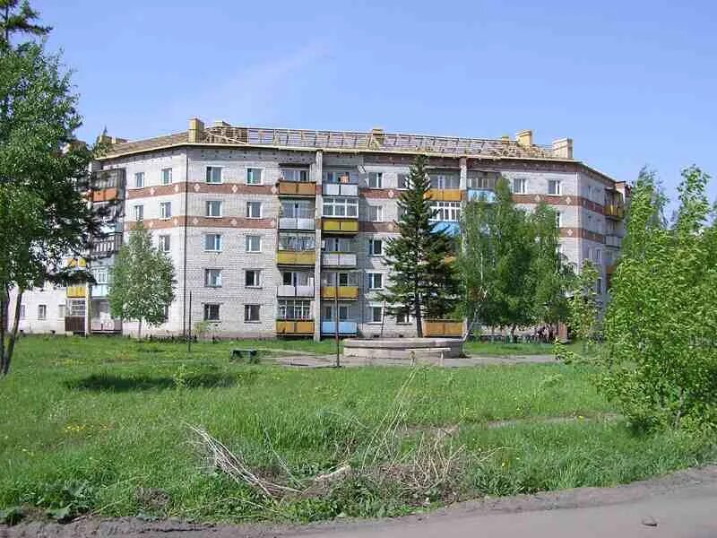 Дома город тайшет. Микрорайон пахотищева тайшет. тайшет пахотищева 1. парк пахотищева тайшет. тайшет пахотищева 2.