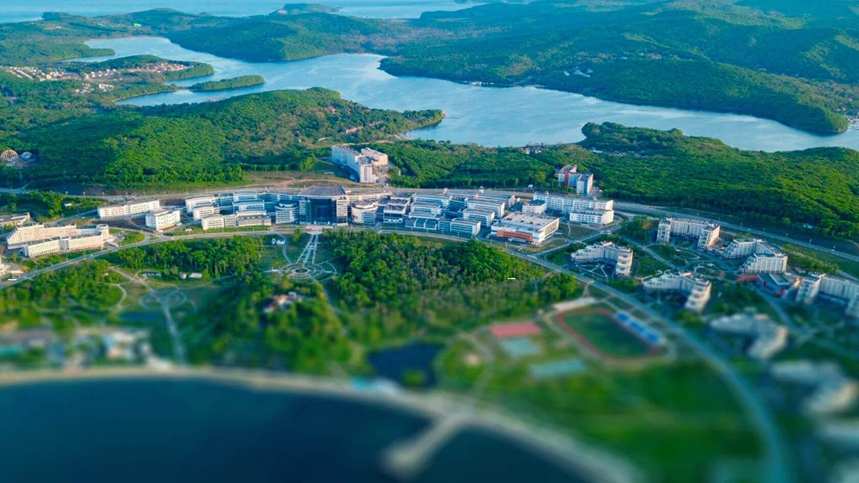 Остров русский описание. Владивосток русский остров приморский край. Остров русский владивосток фото. Кампус двфу остров русский. Русский (остров, приморский край) острова владивостока.