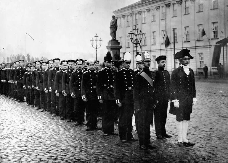 Московский кадетский корпус 19 век. Лефортово кадетский корпус. Кадетские корпуса 19 век. Омский кадетский корпус в 19 веке. Кадетские корпуса 19 век.