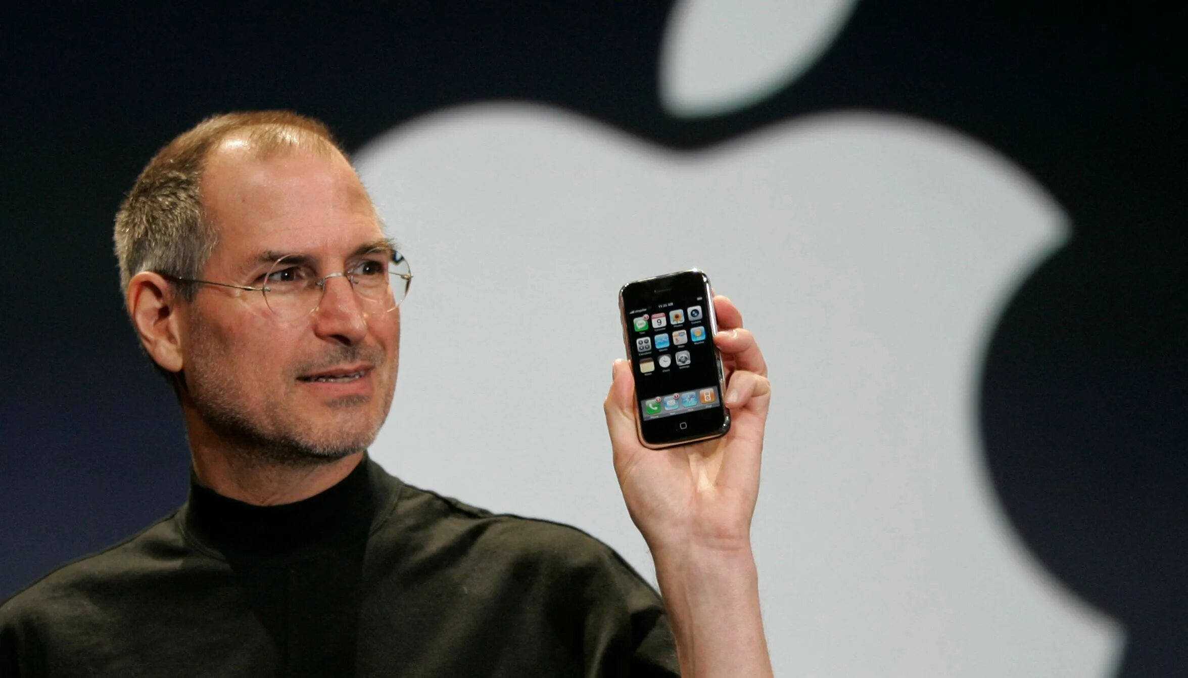 Года выпуска первого iphone. Стив Джобс Аппле. Айфон 11 про Стив Джобс. Apple Steve jobs. Стив Джобс фото.