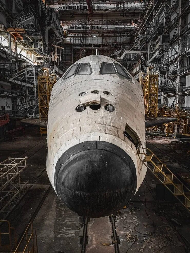 Буран космический челнок. Шаттл буран ссср. Буран космический корабль ссср. Космический корабль буран. Буран космический корабль ссср.