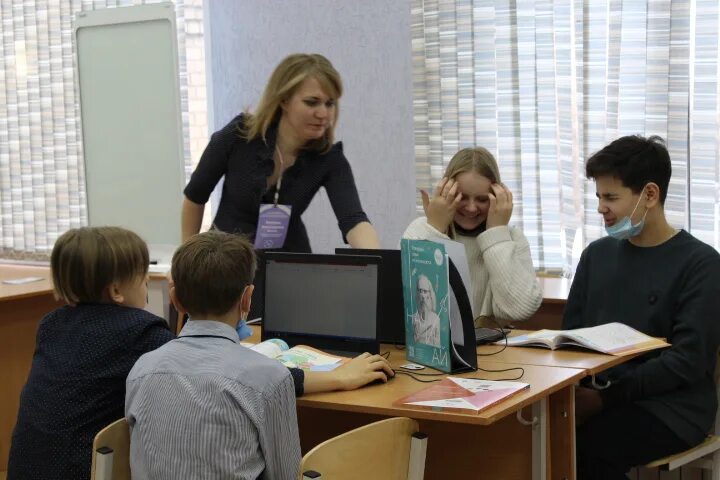 учителя 7 школы начальные классы. профпроба учитель. педагог начальной школы. школа 128 фотосессия начальные класс. школа 21 рязань педагогический состав.