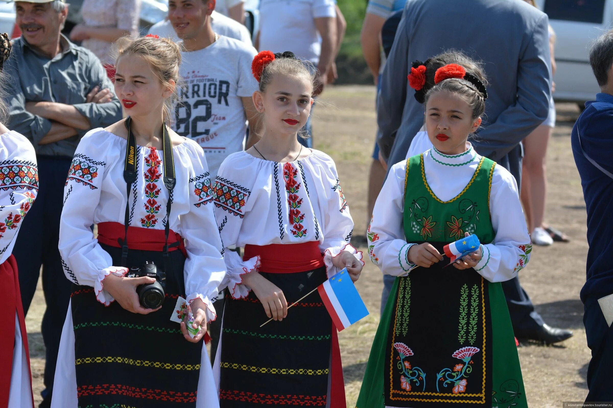 Гагаузы происхождение что за нация. Нация Гагауз. Национальный костюм Гагаузии. Хедерлез гагаузский праздник. Народы Молдавии Гагауз.