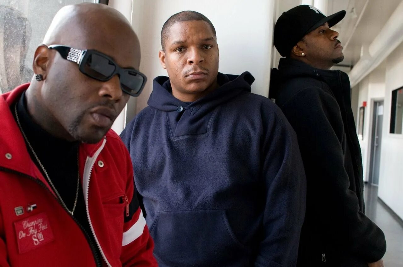 Naughty by nature hip hop hooray. Naughty by nature 1991. Группа naughty by nature. Naughty by nature philly phill. Группа naughty by nature.