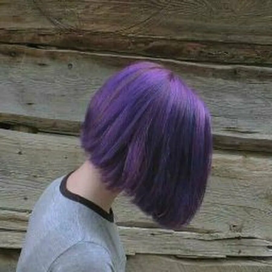 Фиолетовые волосы. Фиолетовые пряди. Фиолетовое каре. Фиолетовое окрашивание волос. Фиолетовые волосы.