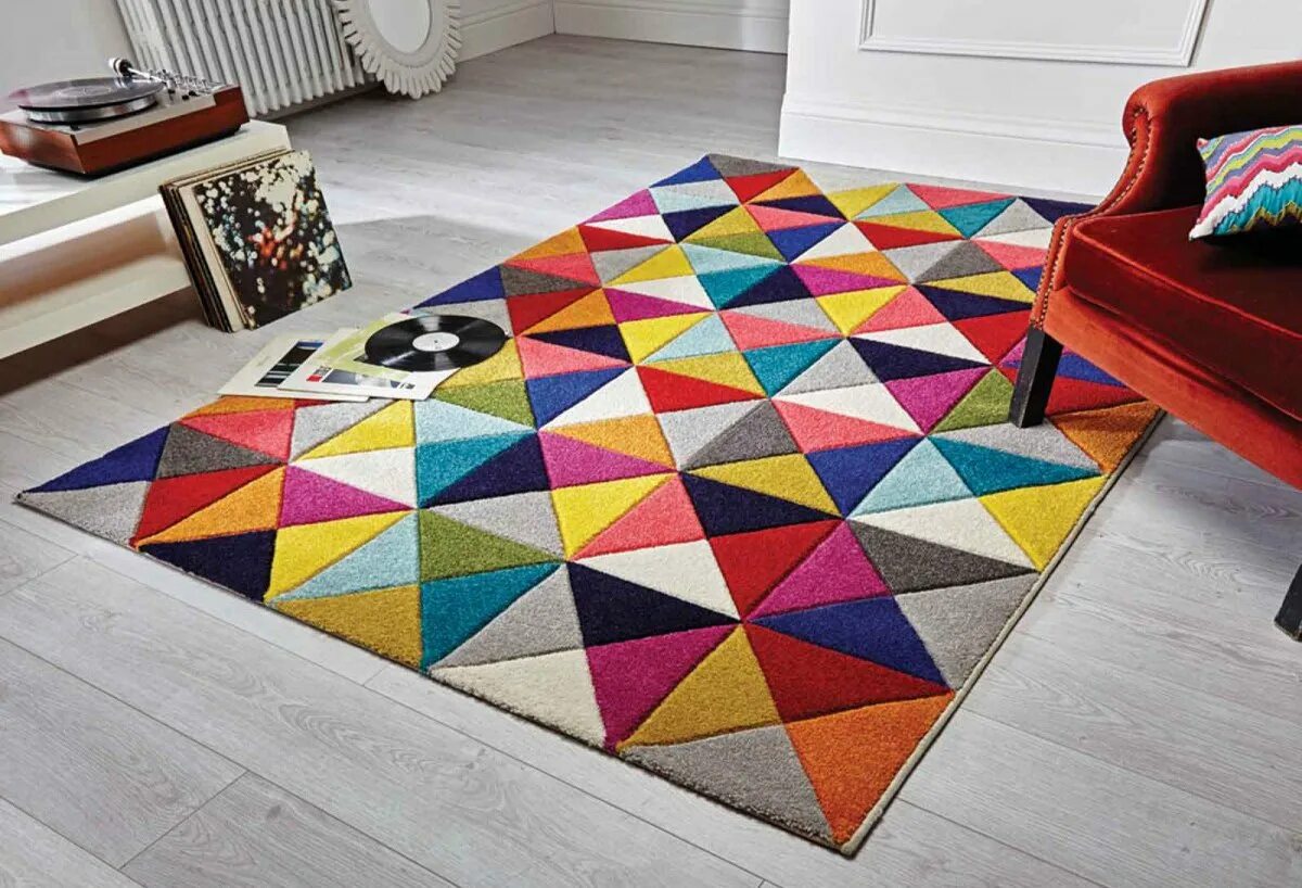 Ковры flair rugs. Паласы в интерьере. Ковер шегги в интерьере. Красивые ковры. Необычный коврик в ванную.