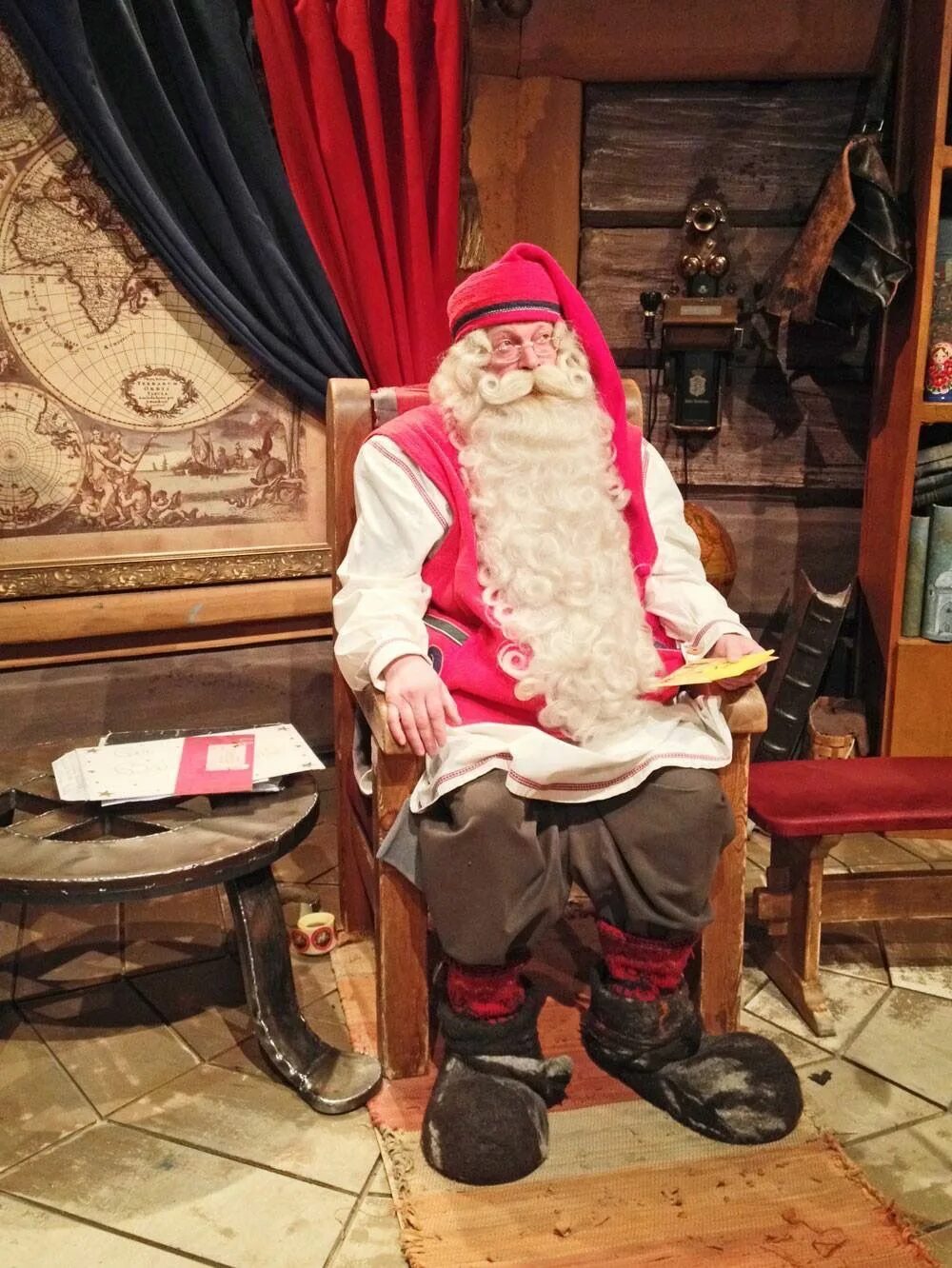Финский дед Мороз йоулупукки. Дед Мороз в Финляндии йоулупукки.